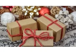 Regalare Calze a Natale: Idee per Uomo e Donna